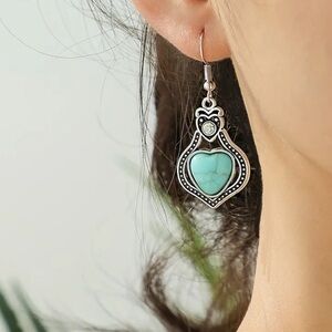 NEW The Georgia dangle Earrings Boho Turquoise color - Boutique